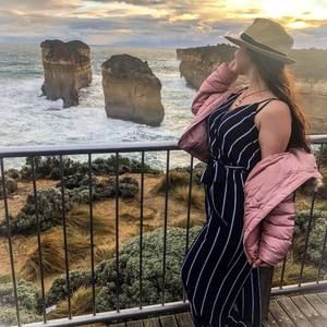 Meet your Posher, Rossy